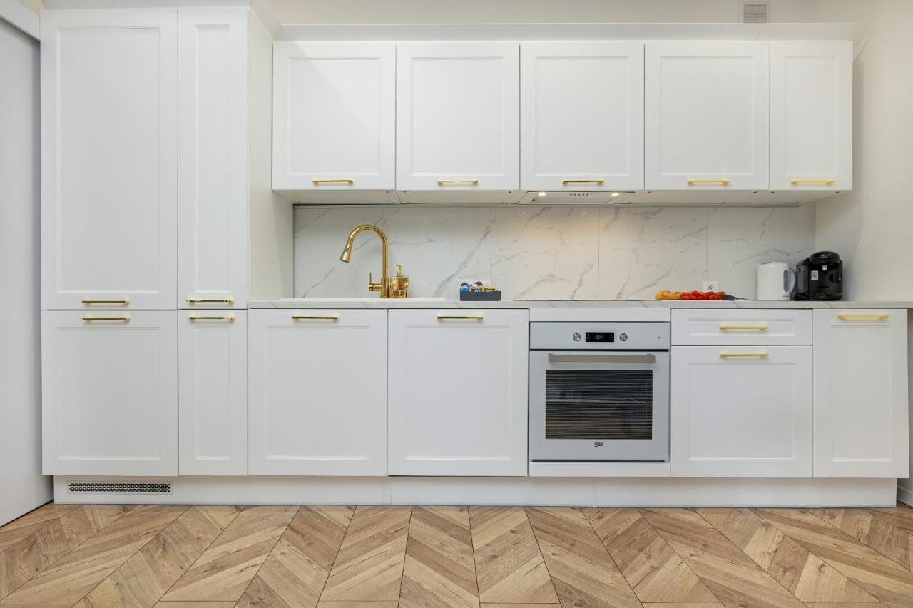 Beautiful One Bedroom Apartment Zamkowa By Rent Like Home Danzig Exterior foto