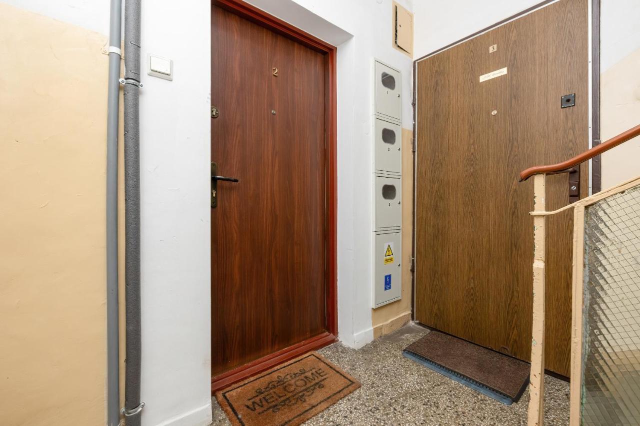 Beautiful One Bedroom Apartment Zamkowa By Rent Like Home Danzig Exterior foto