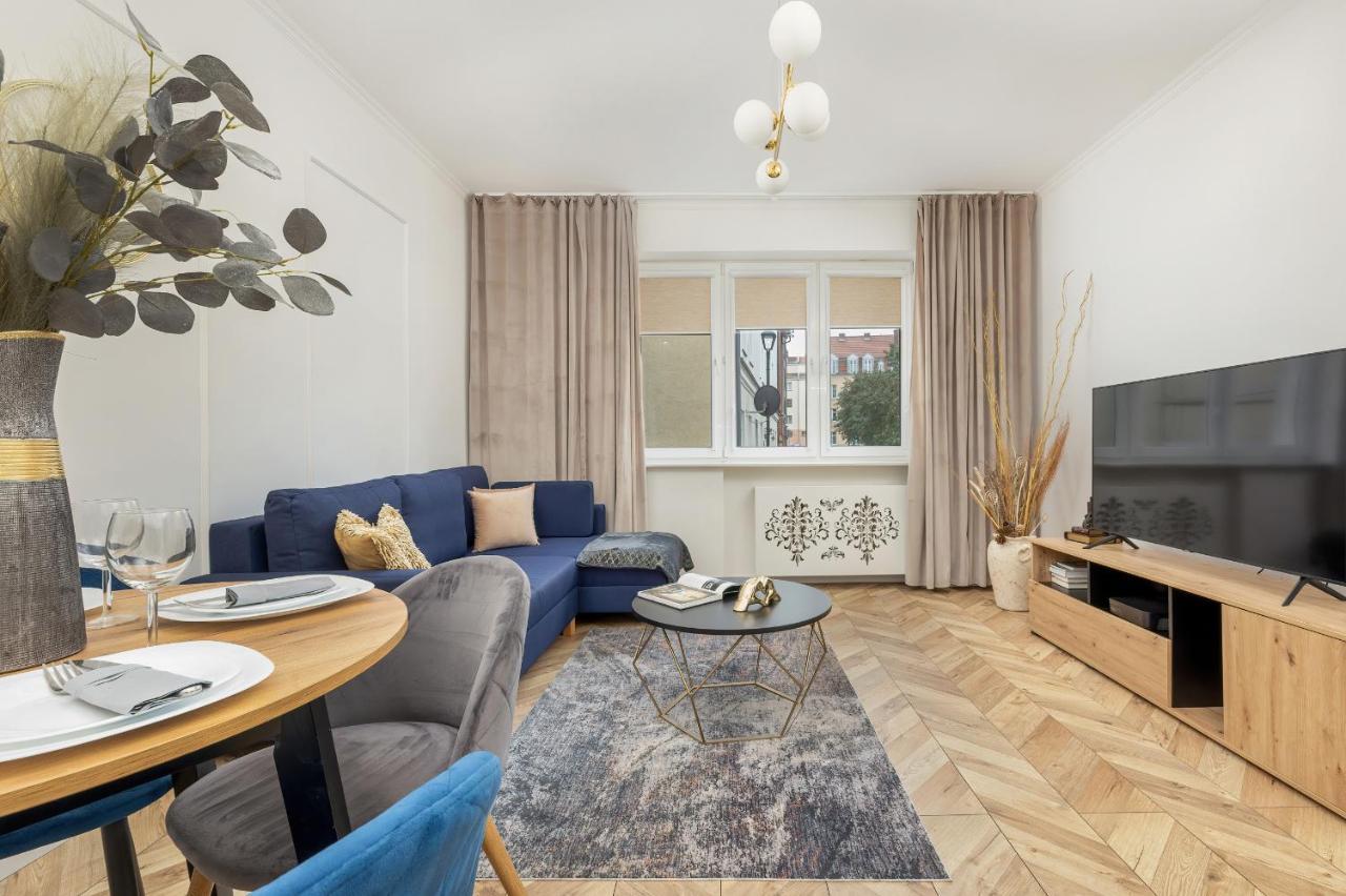 Beautiful One Bedroom Apartment Zamkowa By Rent Like Home Danzig Exterior foto